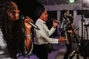 Singers performing at Luxury UK Wedding | Luxury UK Wedding Planner
